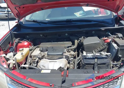 2015 Toyota Rav4 Le z USA, uszkodzony, nr VIN JTMZFREV8FD080308